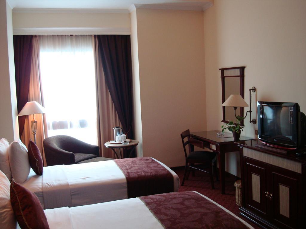 Hotel Sentral Джакарта Номер фото
